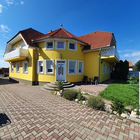 Hotel Arielle Panzio Zalaegerszeg Zewnętrze zdjęcie